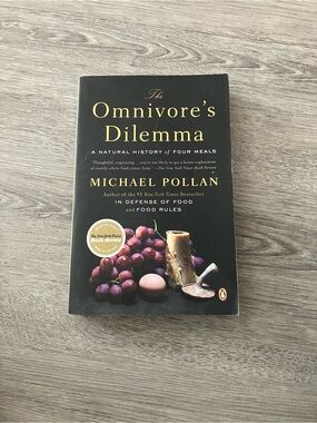 3/$15 The Omnivore's Dilemma Paperback Book - Black Cover